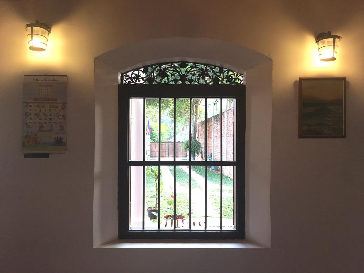 Hotel La Felicita Mirissa Bagian luar foto